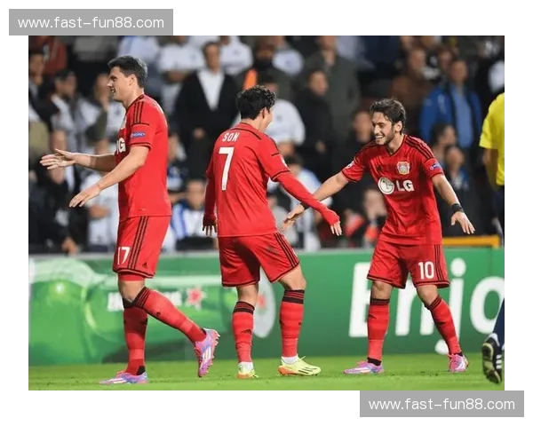 蓝色火焰vs红色风暴：德甲巨头的宿命对决，谁将点燃鲁尔区的激情？